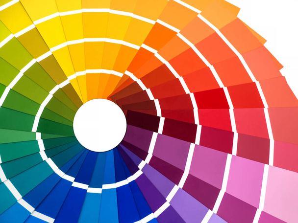 Paleta barevných karet, vzorky pro definici barev. Průvodce vzorky barev, barevný katalog. Zavřít fotografii. - Fotografie, Obrázek