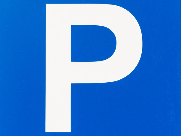 Дорожный знак парковки
 - Фото, изображение
