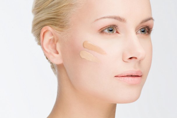 close-up face with cosmetic foundation - Foto, imagen