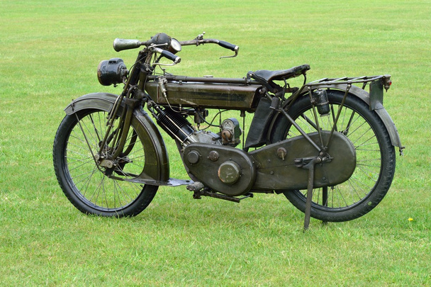 Ensimmäinen maailmansota moottoripyörä
 - Valokuva, kuva