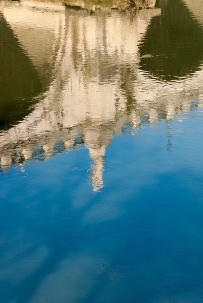 Monument reflection on tiber river - Photo, Image