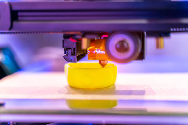 3D tiskárna nebo aditivní technologie výroby a robotické automatizace. - Fotografie, Obrázek