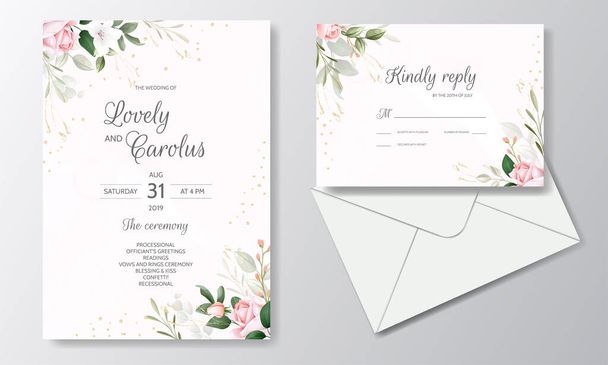 Красивое цветочное свадебное приглашение с цветущими розами и зелеными листьями - Вектор,изображение