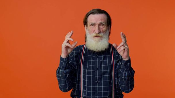 Senior old bearded man wish for good luck waiting lottery winning, great fortune, celebrating, happy - Фото, зображення