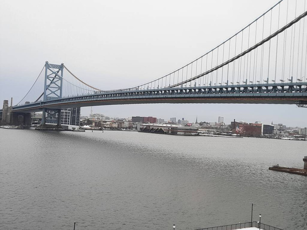 Ben Franklin Bridge crossing into Philadelphia from Camden New Jersey  - Photo, Image