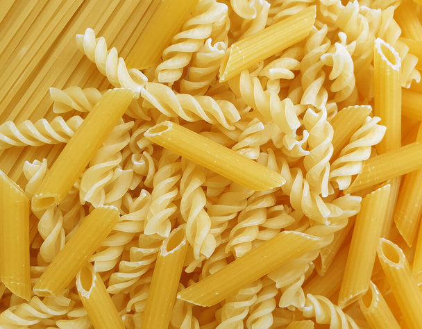 Varietà di tipi di pasta secca italiana - Foto, immagini