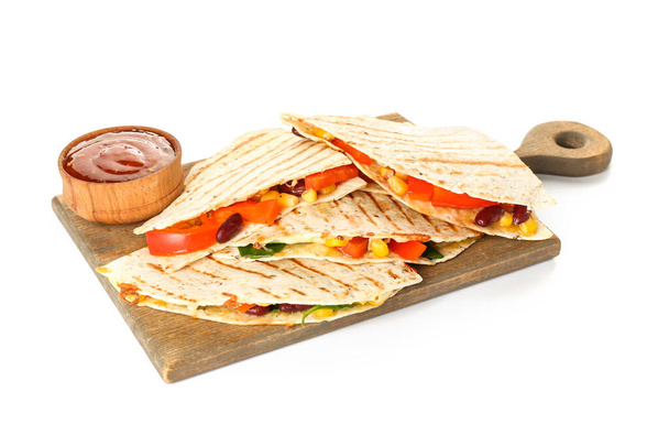 Board with tasty vegetarian quesadillas and sauce on white background - Fotoğraf, Görsel