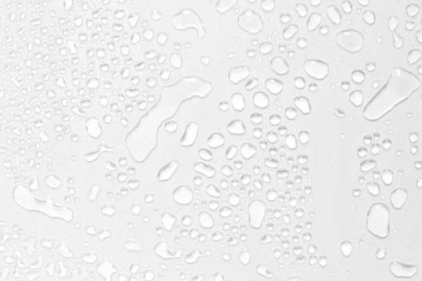 Gotas de agua abstractas fondo aislado con fondo blanco. - Foto, Imagen