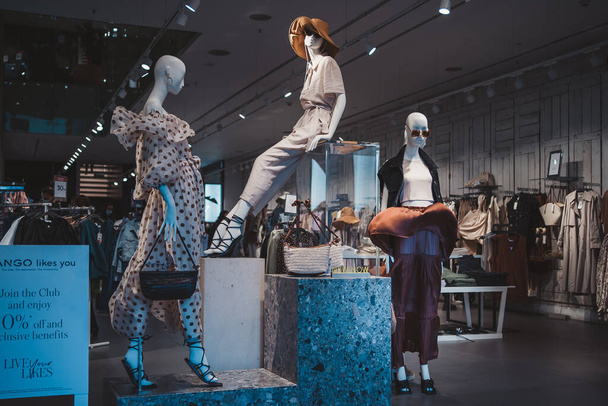 Soho, London | UK -  2021.04.16: Zara fashion clothes for woman display on mannequin in Zara shop. shopping concept - Photo, image