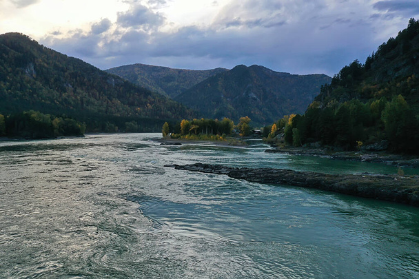 mountain altai river top view drone, landscape altai tourism top view - Foto, Imagem