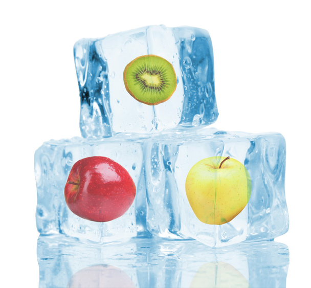 Ice cubes with fruits isolated on white - Foto, Imagem