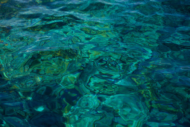 Чиста вода в морі
 - Фото, зображення