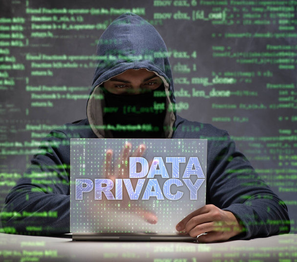 Η έννοια της ιδιωτικότητας δεδομένων με χάκερ κλέβει προσωπικές πληροφορίες - Φωτογραφία, εικόνα
