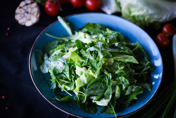 tuoreen salaatin sekoitus lähikuva - Valokuva, kuva