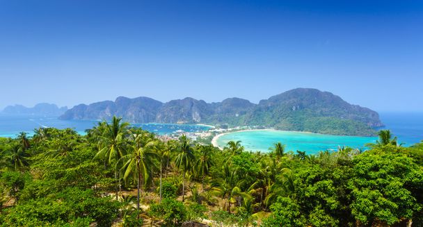 ピピ島、クラビ、タイの南部 - 写真・画像