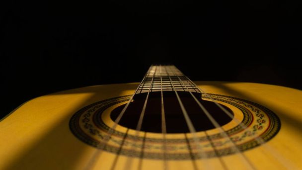 Гарний знімок гітарних струн
 - Фото, зображення
