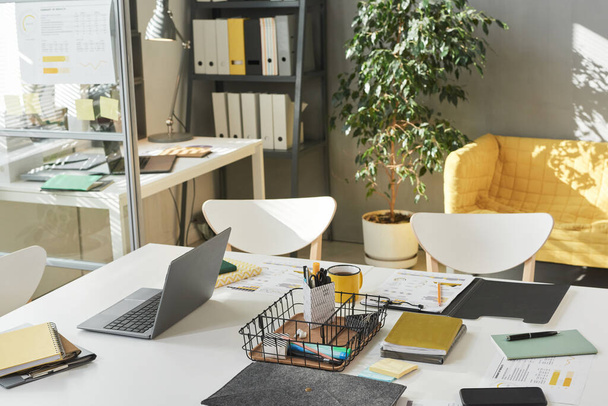 Modern kantoor voor ontwerpers - Foto, afbeelding