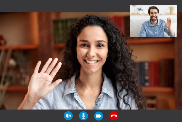 Online kommunikáció. Millenniumi Férfi és Nő miután Web konferencia Laptop, Screenshot - Fotó, kép