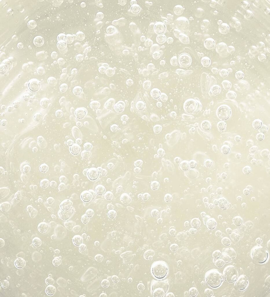 自然の背景のモックアップ:泡と隔離された美しい液体 - 写真・画像