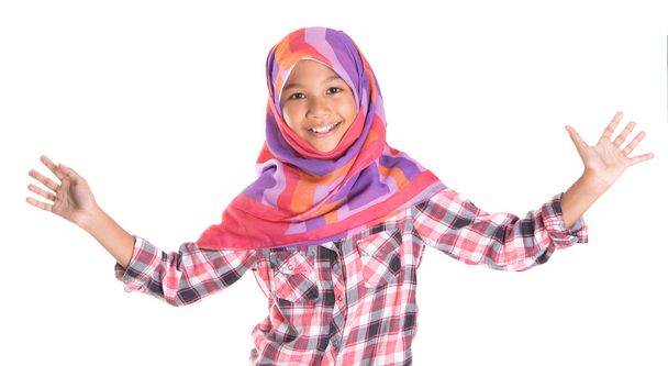 Menina muçulmana jovem
 - Foto, Imagem