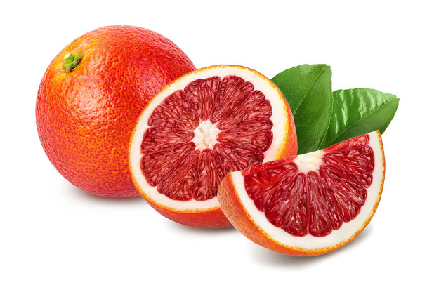 Blutrote Orangen isoliert auf weißem Hintergrund mit Schnittweg und voller Schärfentiefe - Foto, Bild