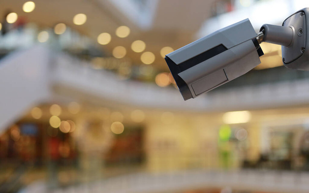 Narzędzie CCTV w centrum handlowym Sprzęt dla systemów bezpieczeństwa i mają przestrzeń do kopiowania dla projektowania. - Zdjęcie, obraz