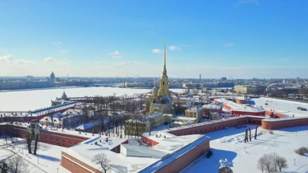 Fortaleza de Pedro y Pablo en invierno, San Petersburgo, vista aérea - Imágenes, Vídeo