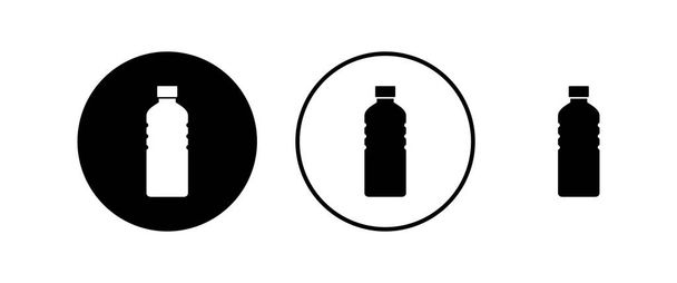 Set di icone per bottiglie. Icona bottiglia in design piatto alla moda - Vettoriali, immagini