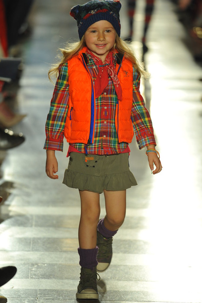 Model at Ralph Lauren Children Fashion Show - Fotó, kép
