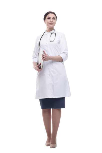 in full growth. female doctor with clipboard. - Foto, immagini