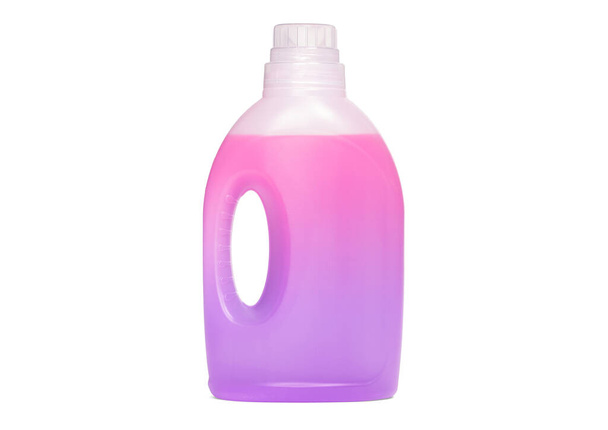 Μπουκαλάκι απορρυπαντικό, ροζ υγρό σαπούνι για το πλύσιμο των υφασμάτων, απομονωμένο σε λευκό - Φωτογραφία, εικόνα