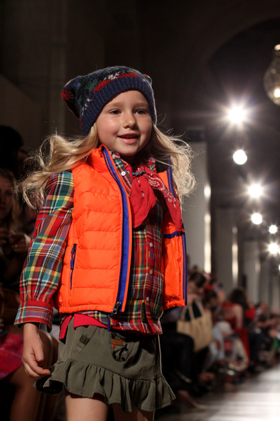Model at Ralph Lauren Children's Fashion Show - Φωτογραφία, εικόνα