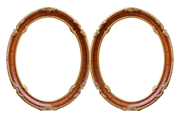Marco oval de madera doble (díptico) para pinturas, espejos o fotos aisladas sobre fondo blanco. Elemento de diseño con ruta de recorte - Foto, imagen