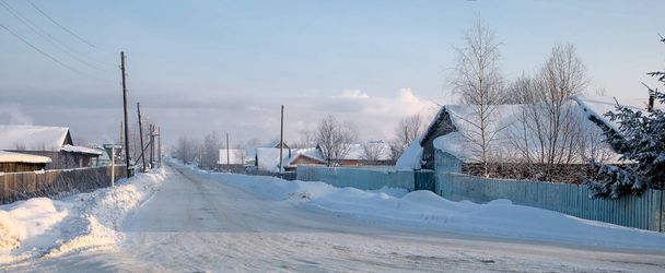Paesaggio invernale nella zona della camera della tenuta Stroganovs, Usolye, Territorio di Perm, Russia. - Foto, immagini