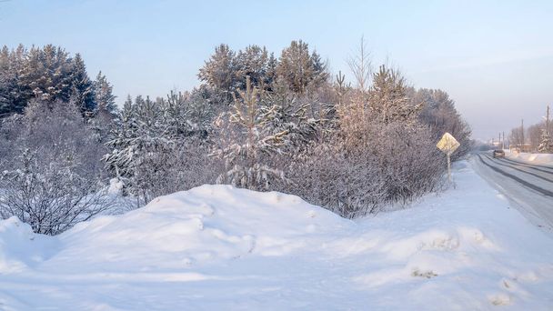 Paesaggio invernale nella zona della camera della tenuta Stroganovs, Usolye, Territorio di Perm, Russia. - Foto, immagini