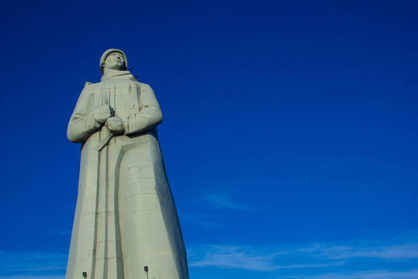 Monumento a Aliosha - Monumento a los Defensores del Ártico Soviético durante la Gran Guerra Patria, Murmansk, Rusia, agosto 2020 - Foto, Imagen