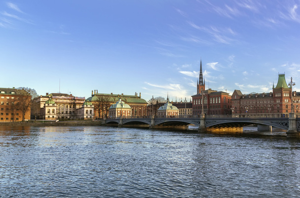 Widok gamla stan i riddarholme, Sztokholm - Zdjęcie, obraz