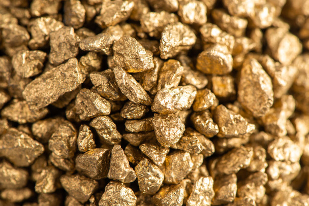 Macro view on handful of pieces of gold - Foto, Imagen