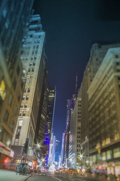 New York City tyhjä katu
 - Valokuva, kuva