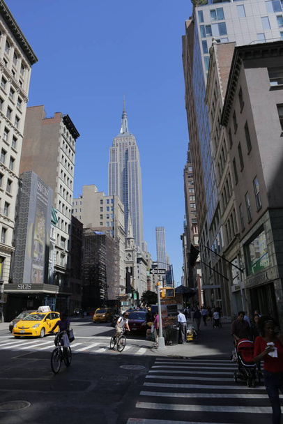 New York City, New York, ABD 2.09.2020 - 5. caddeden Empire State Binası manzarası - Fotoğraf, Görsel