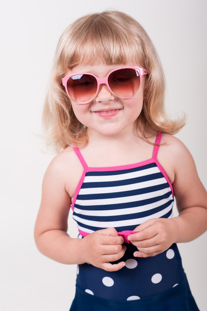 Baby girl in sunglasses - Фото, зображення