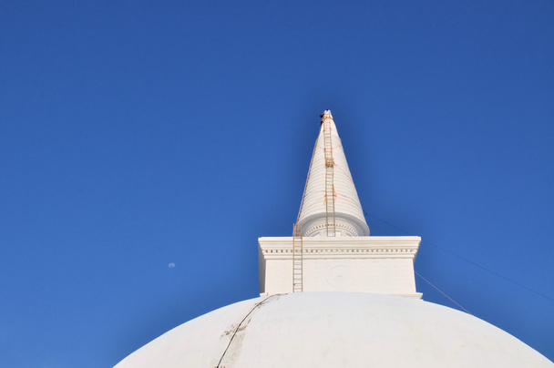 Antico buddista Stupa, Polonnaruwa, Sri Lanka
 - Foto, immagini
