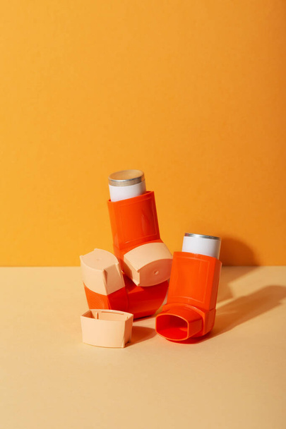 Asthma drugs pattern inhalers. World Asthma Day. Concept allergy - Zdjęcie, obraz