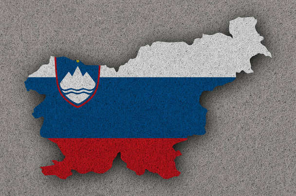 Mapa y bandera de Eslovenia en fieltro - Foto, imagen