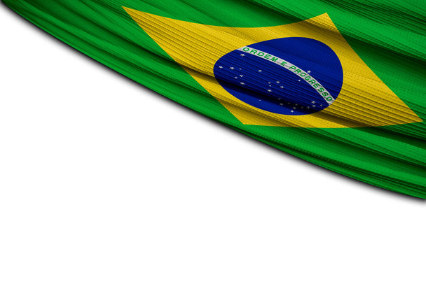 Драпировка флага Бразилии на белом фоне - Фото, изображение