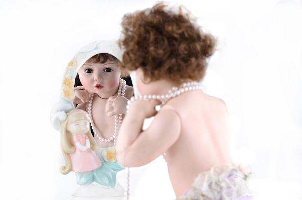 ляльки з дзеркалом
 - Фото, зображення