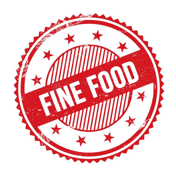 FINE FOOD szöveg írt piros grungy cikcakkos szegélyek kerek bélyeg. - Fotó, kép