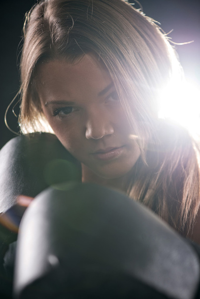 boks kobiety - Zdjęcie, obraz