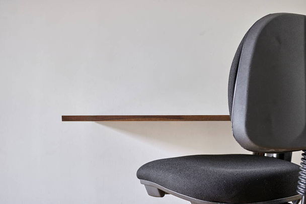 Φωτογραφία στούντιο μιας μαύρης καρέκλας γραφείου - Φωτογραφία, εικόνα