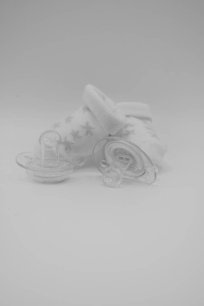 baby oblečení složení s botami a figuríny - Fotografie, Obrázek